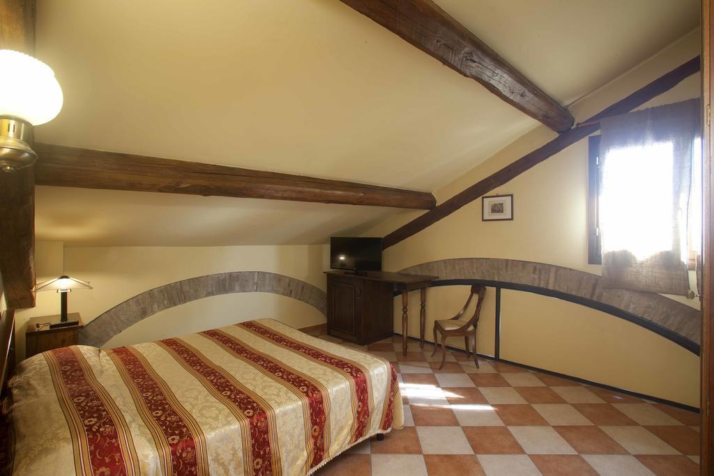 Agriturismo Il Bove Reggio nell'Emilia Kamer foto